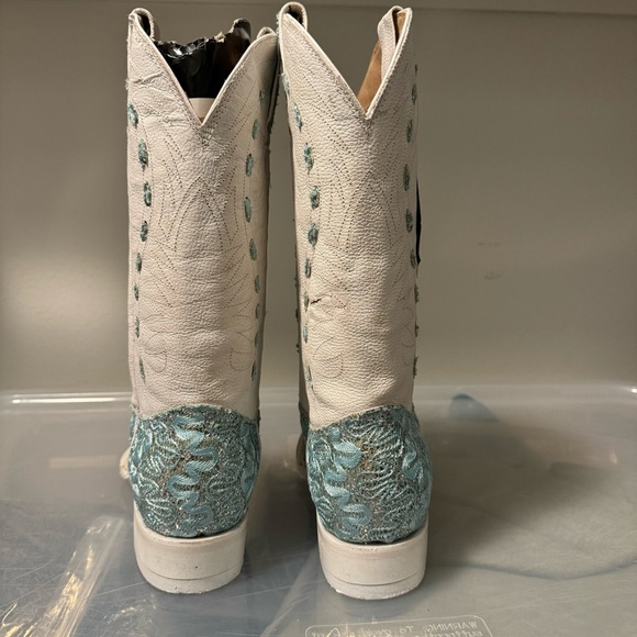 AGUILA REAL COWGIRL BOOTS - Picture 4 of 8